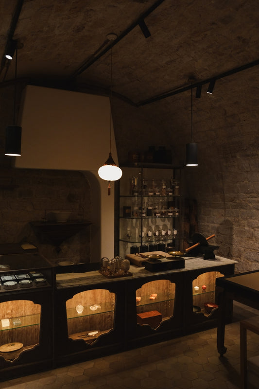 The vaulted ceilings underground room in OGATA, in Paris, where the Yoka sur Mesure experience takes place